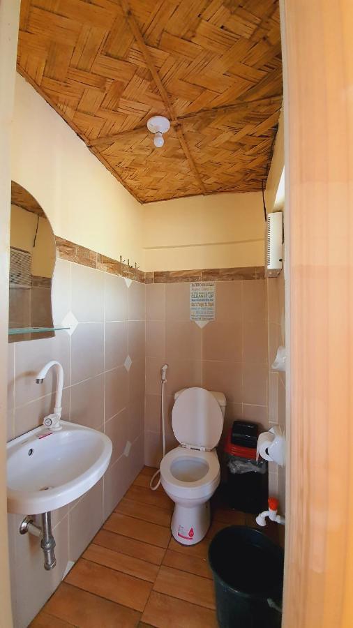 Calatagan'S Bahay Kubo - With Beach Access Zewnętrze zdjęcie