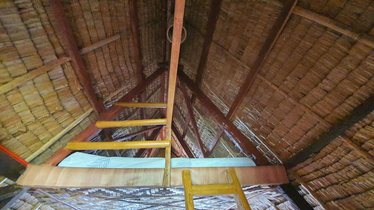 Calatagan'S Bahay Kubo - With Beach Access Zewnętrze zdjęcie